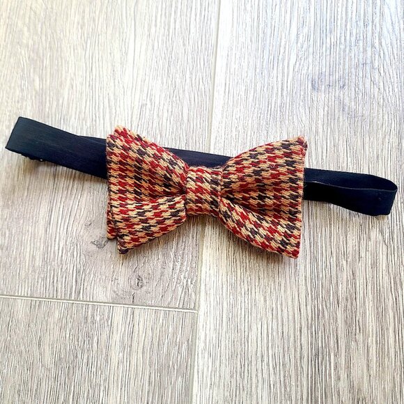 Red, Tan & Black Plaid Adjustable Clip-on Bow Tie by American Apparel -deadstock - Picture 1 of 5